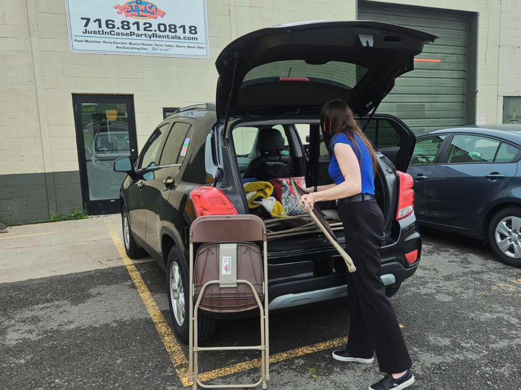 loading Red Dunk Tank Rental (Towable)